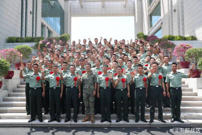 0089sefcgy1hhli7aa3e6j34802tcnph 0089sefcgy1hhli7aa3e6j34802tcnph