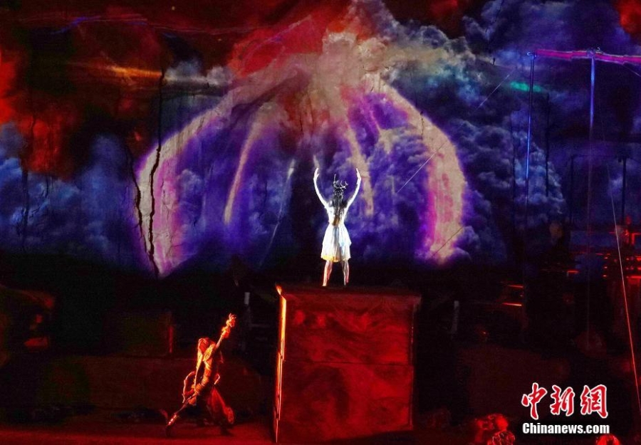 甘肅張掖:《阿蘭拉格達(dá)》填補(bǔ)七彩丹霞游夜游空白