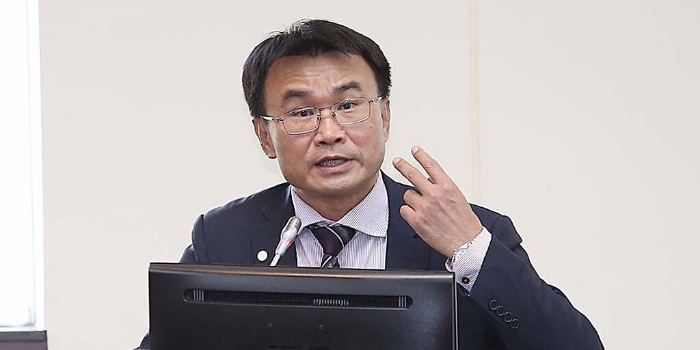 臺當(dāng)局農(nóng)業(yè)主管部門負(fù)責(zé)人陳吉仲。 圖片來源：臺灣“中時新聞網(wǎng)”