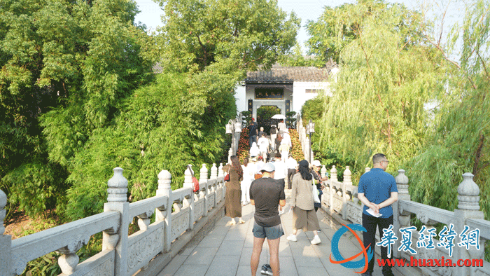 兩岸媒體人參訪石鼓書(shū)院。（攝影：虞鷹）