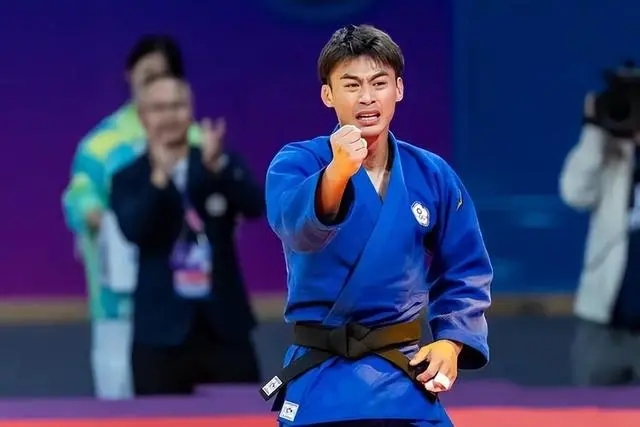 dbb44aed2e738bd48365ec5c015b51da267ff970.webp dbb44aed2e738bd48365ec5c015b51da267ff970.webp