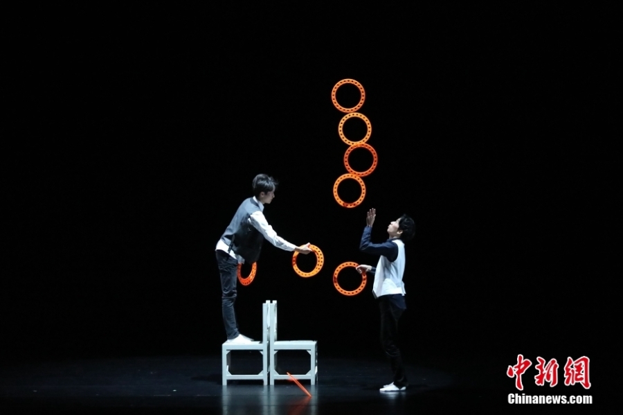 臺(tái)灣戲曲學(xué)院民俗技藝學(xué)系在臺(tái)北公演特技雜耍