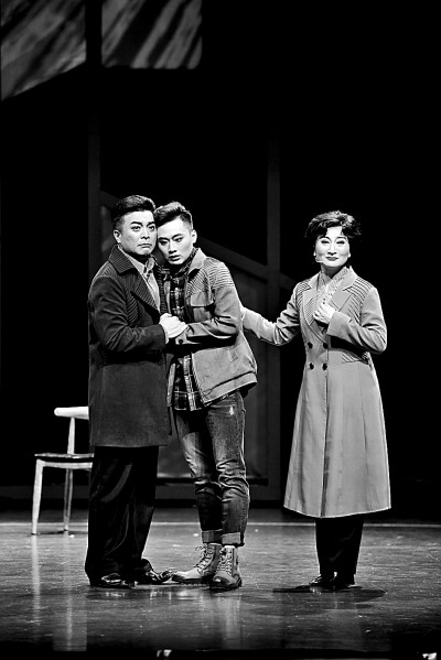 現(xiàn)實(shí)題材創(chuàng)作:讓戲曲與時(shí)代緊密相連 現(xiàn)實(shí)題材創(chuàng)作:讓戲曲與時(shí)代緊密相連