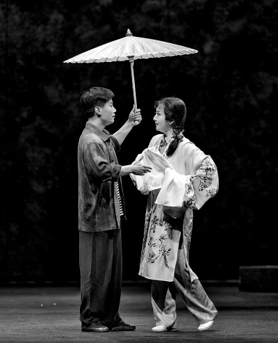 現(xiàn)實(shí)題材創(chuàng)作:讓戲曲與時(shí)代緊密相連 現(xiàn)實(shí)題材創(chuàng)作:讓戲曲與時(shí)代緊密相連