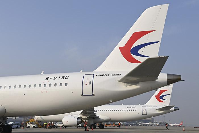 兩架C919國(guó)產(chǎn)大飛機(jī)合影。東航供圖