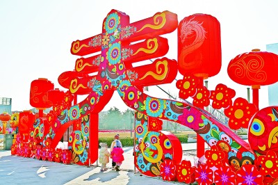 年貨市場(chǎng)騰起濃濃“煙火氣”