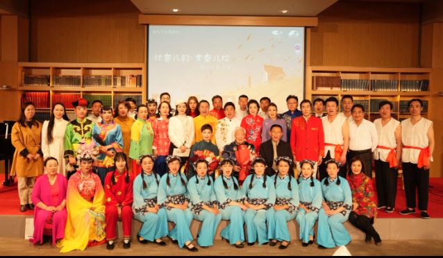 冀東民歌講唱會(huì)在國家大劇院舉行：“話奤兒韻·賞奤兒腔”，做“民歌的孩子”