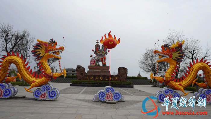 境外媒體采訪團走進“中國泥塑第一村” 探訪鳳翔泥塑傳承與創(chuàng)新