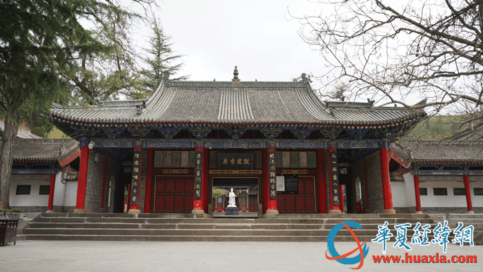 “有卷者阿，飄風自南” 境外媒體采訪團探訪岐山周公廟感受周禮文化