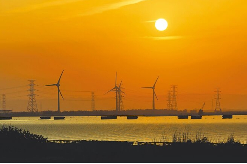 全臺(tái)綠能市場(chǎng)正經(jīng)歷前所未有風(fēng)暴，核心直指不斷涌現(xiàn)綠電弊案。（圖源：臺(tái)灣“中時(shí)新聞網(wǎng)”）