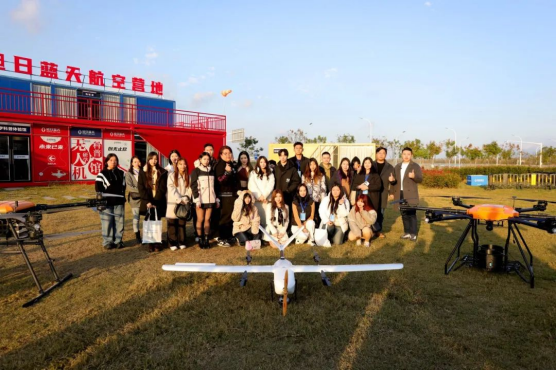 攜手同心 看見(jiàn)未來(lái) 第八屆“臺(tái)灣青年看武漢 魅力江城隨手拍”活動(dòng)紀(jì)實(shí)825