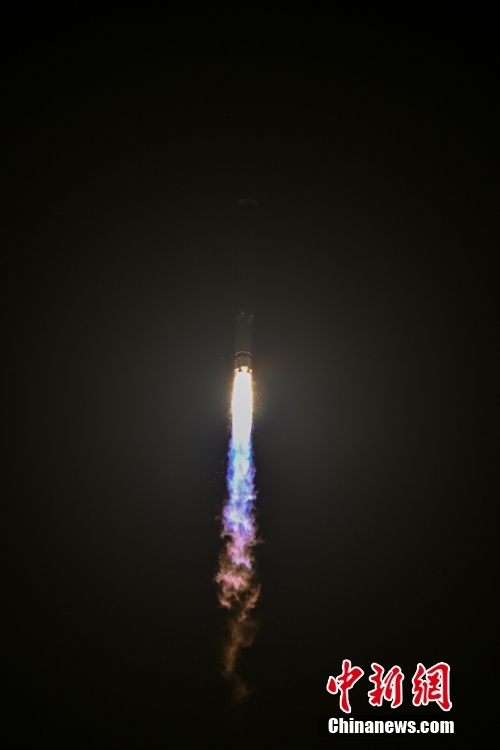 中國首個商業(yè)航天發(fā)射場首發(fā)成功