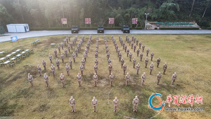 1 集合列隊。張陳宇攝_副本