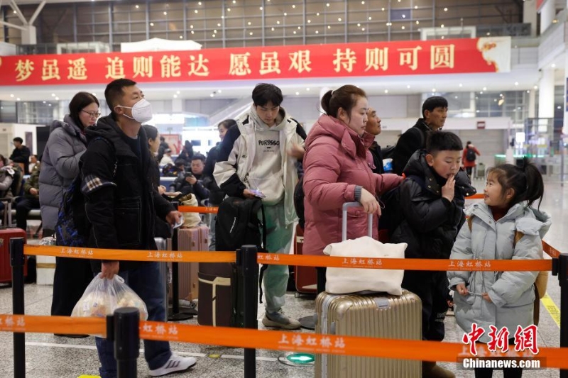 2025年春運(yùn) 長三角地區(qū)開出首趟臨時(shí)旅客列車