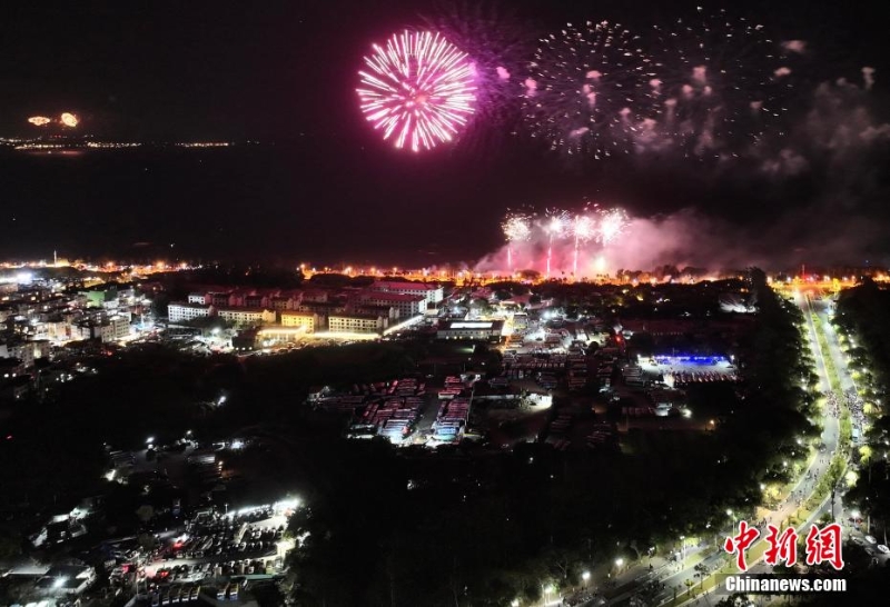 2025年海峽兩岸春節(jié)焰火晚會在廈門與金門兩地同時舉辦