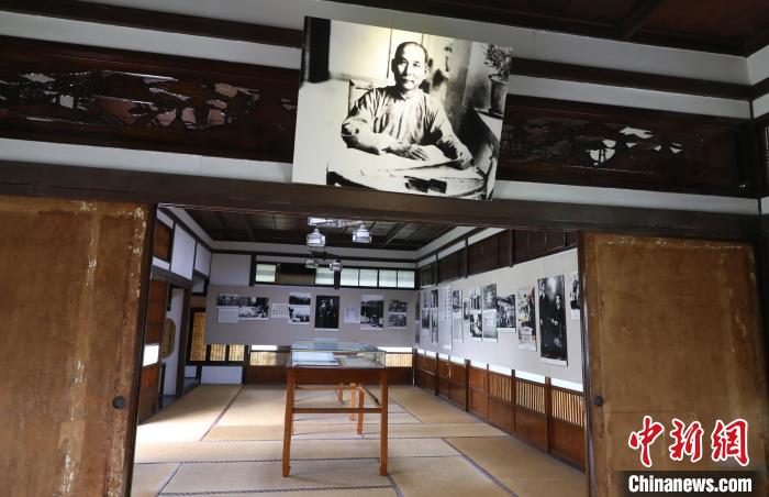 3月11日，臺北市逸仙公園史跡館內(nèi)景。館內(nèi)陳列孫中山的相片及其使用過的物品。中新社記者 楊程晨 攝