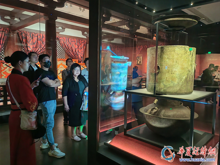 hai14：觀看青銅蒸煮器的工作