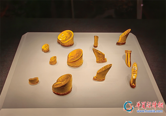 劉賀墓出土的褭蹏金、麟趾金