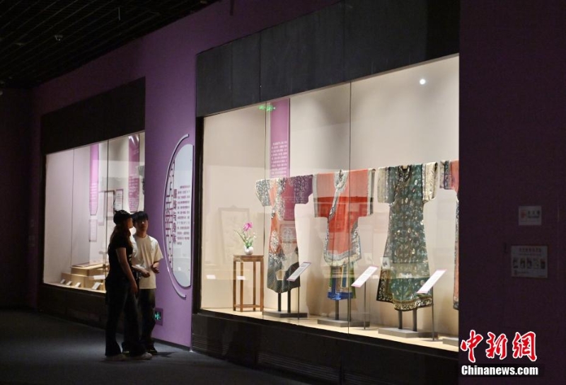 吉林長春:百余件文物展示近代百年中國女性生活形態(tài)掠影