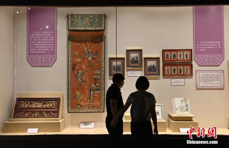 吉林長春:百余件文物展示近代百年中國女性生活形態(tài)掠影