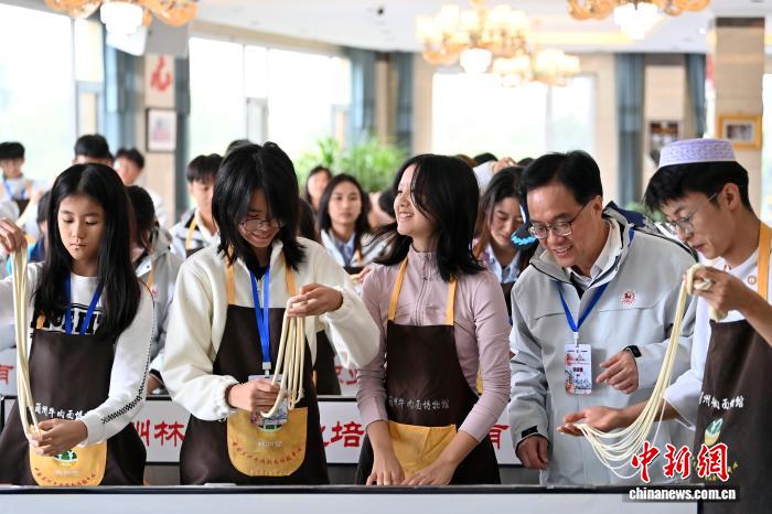 澳門學子走進甘肅蘭州體驗特色文化