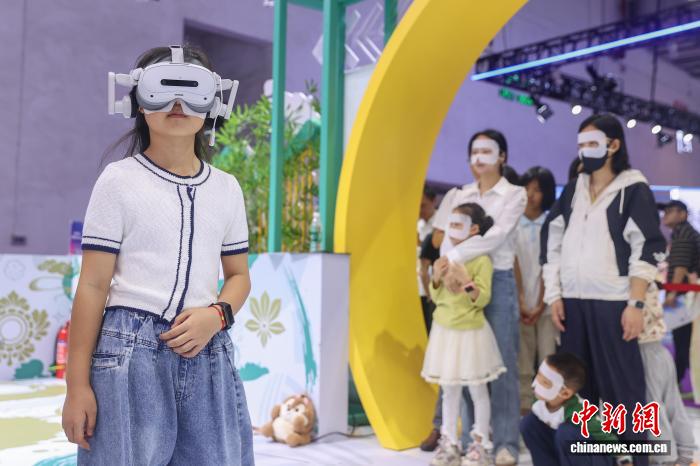 第七屆VR/AR產(chǎn)業(yè)博覽會(huì)在江西南昌開幕