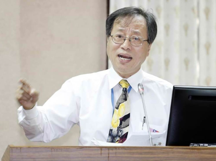 全臺(tái)公務(wù)人員協(xié)會(huì)前理事長(zhǎng)李來(lái)希