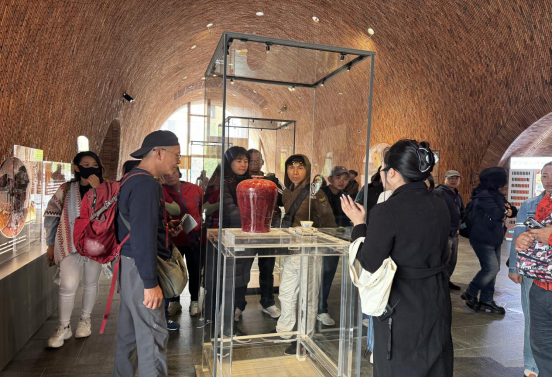 青年創(chuàng)意集市615