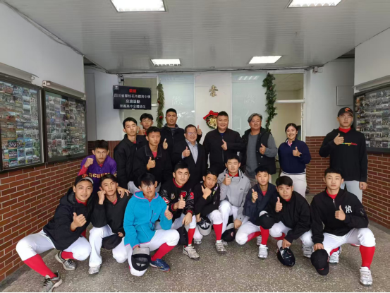 4.赴一場跨海棒球之約 ：攀枝花市棒球隊赴臺交流續(xù)寫兩岸青少年體育情誼356