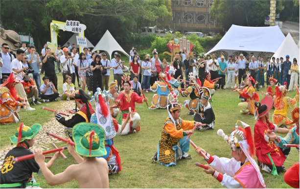 第十二屆臺(tái)灣青年嶺南行廣東世界遺產(chǎn)和非遺文化探尋營(yíng)